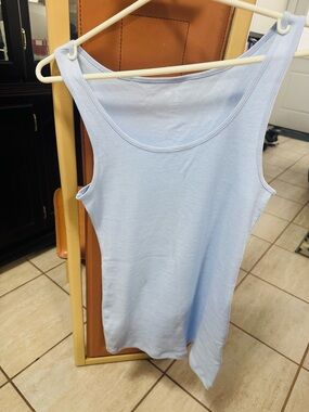 GAP Women's Light Blue Scoop Neck Tank